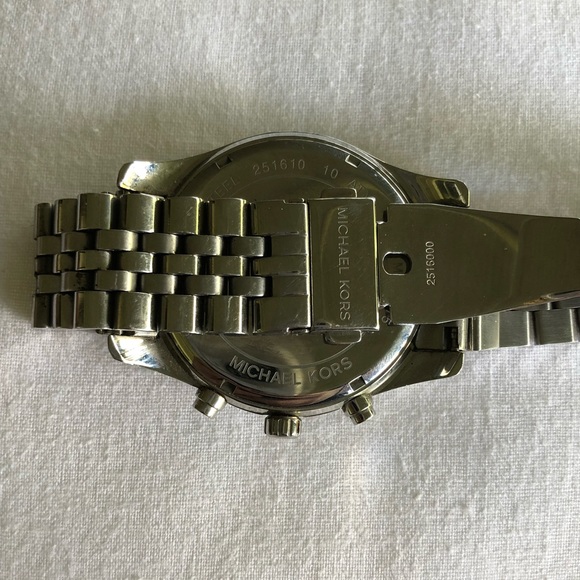 Michael Kors Men’s Watch - Picture 3 of 5